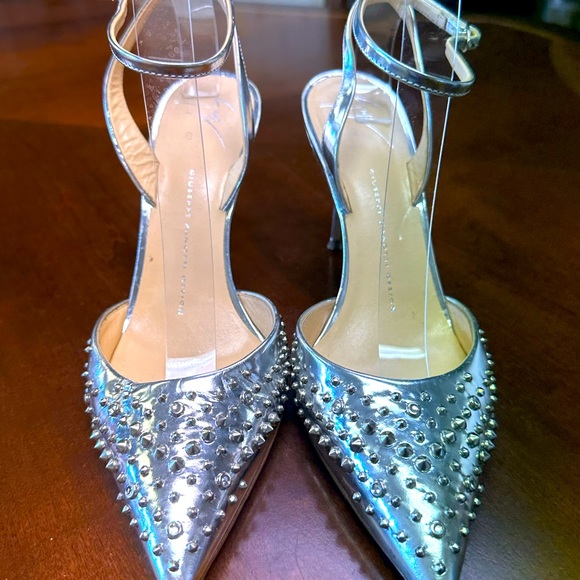 Beautiful Giuseppe Zanotti embellished ankle strap pumps EUC EU 39 - Picture 3 of 9